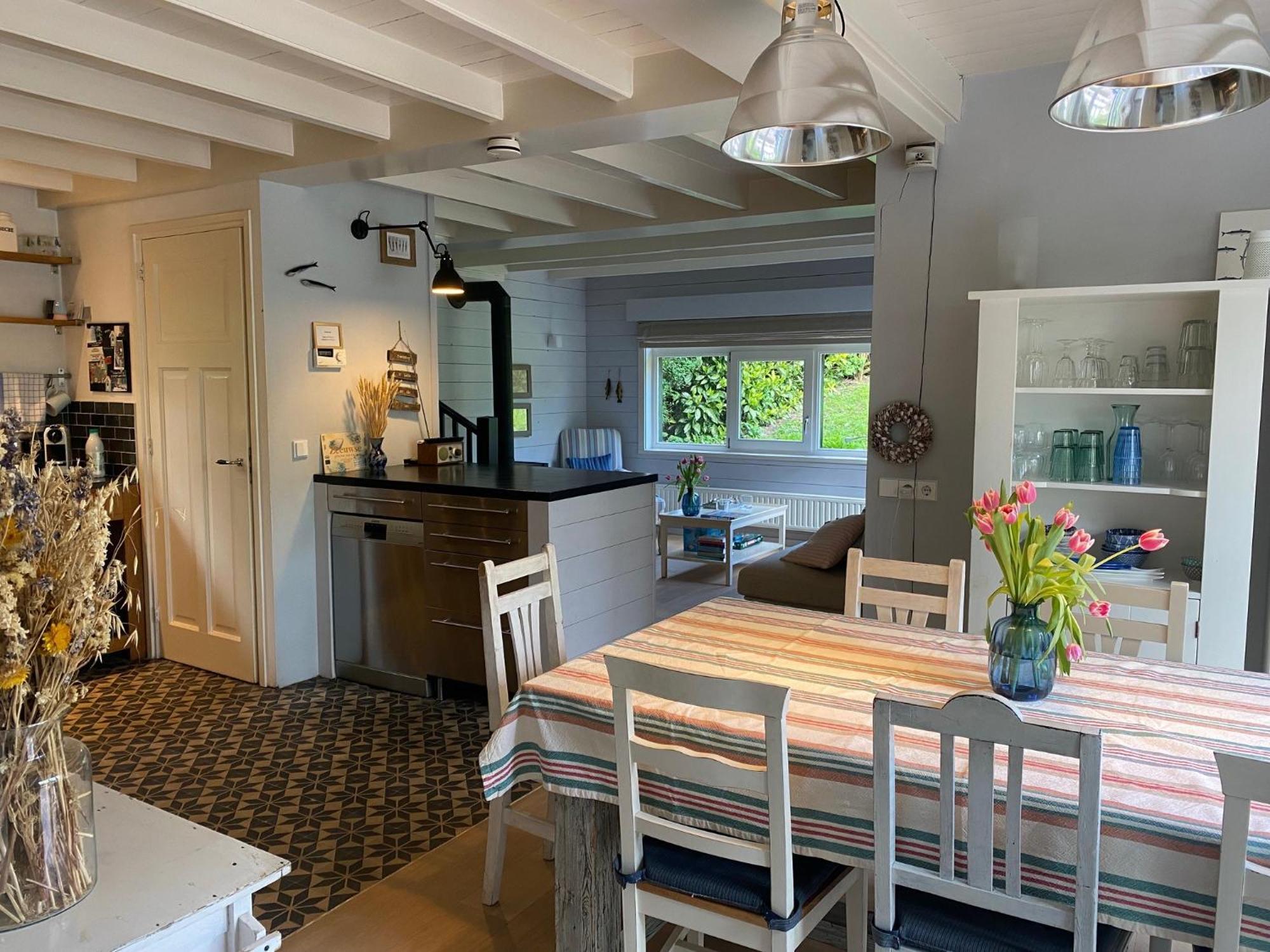 Holiday home Op Unieke Locatie Groede